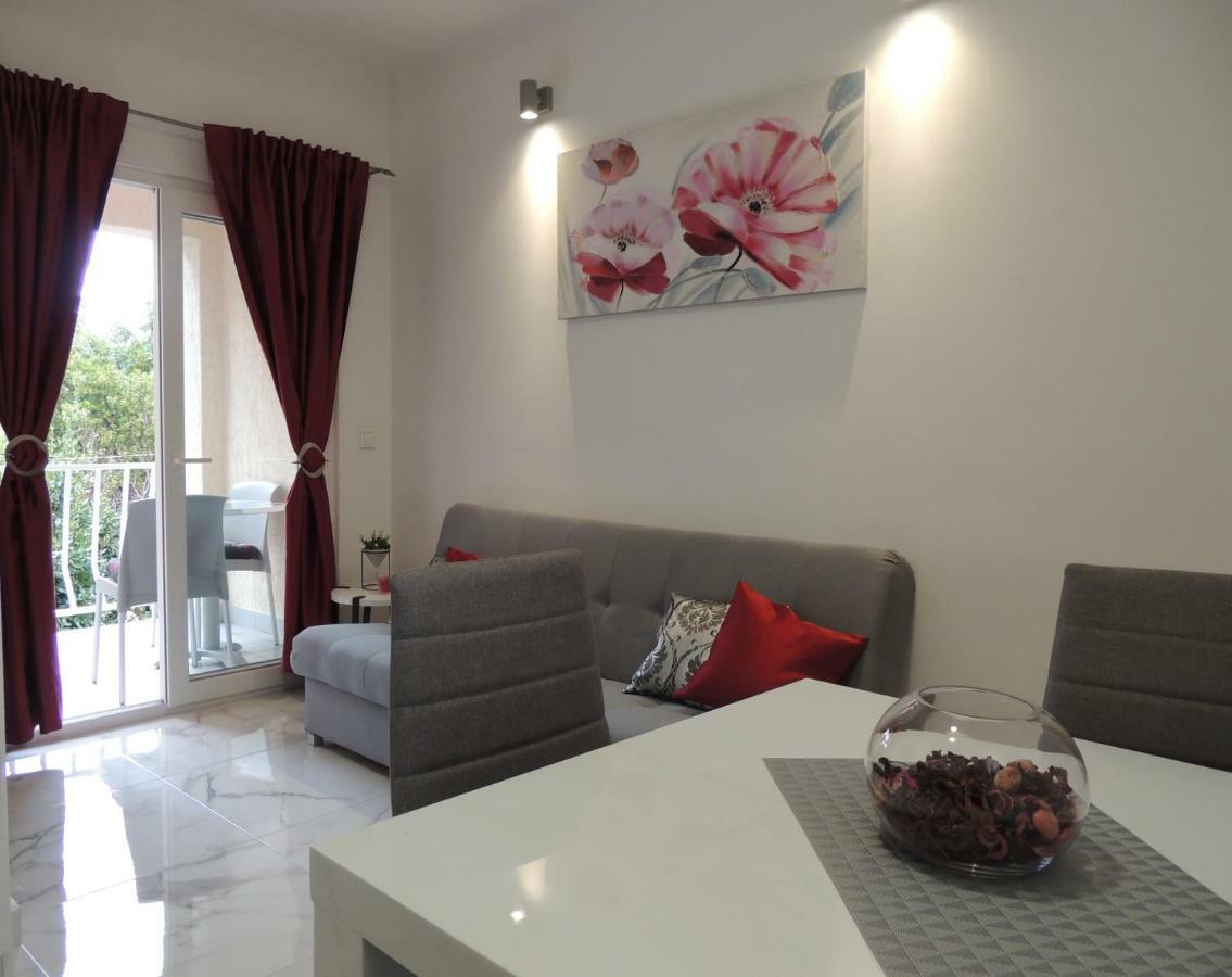 Apartments Palma Baska Voda Exterior photo